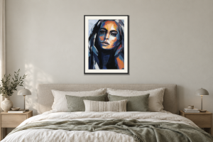 Abstract portrait no.s2025 i Sovrum – säng. Illustrerad inramning, ungefärlig rumsskala.
