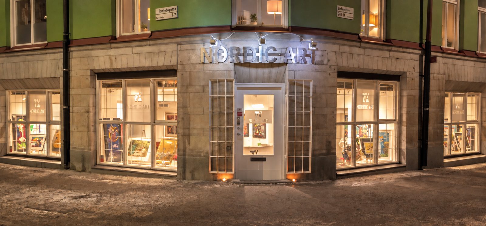 Nordic Arts fasad på Birkagatan 28B, hörnet Tomtebogatan, i Vasastan, Stockholm