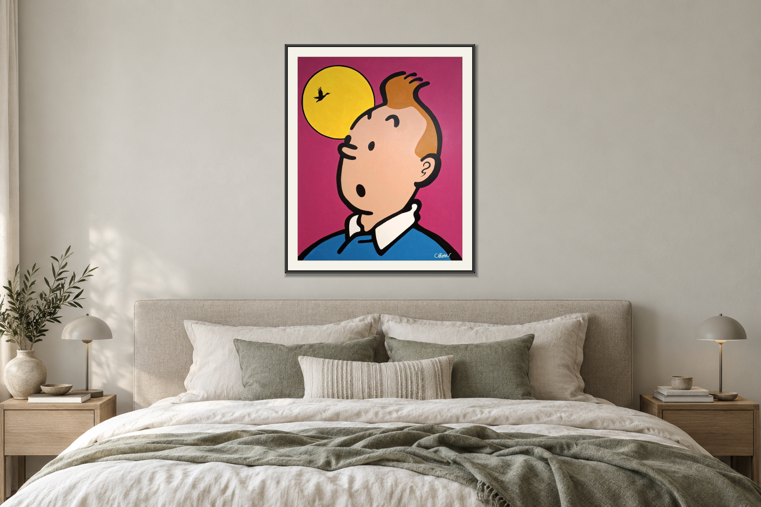 Tintin i månskenet i Sovrum – säng. Illustrerad inramning, ungefärlig rumsskala.